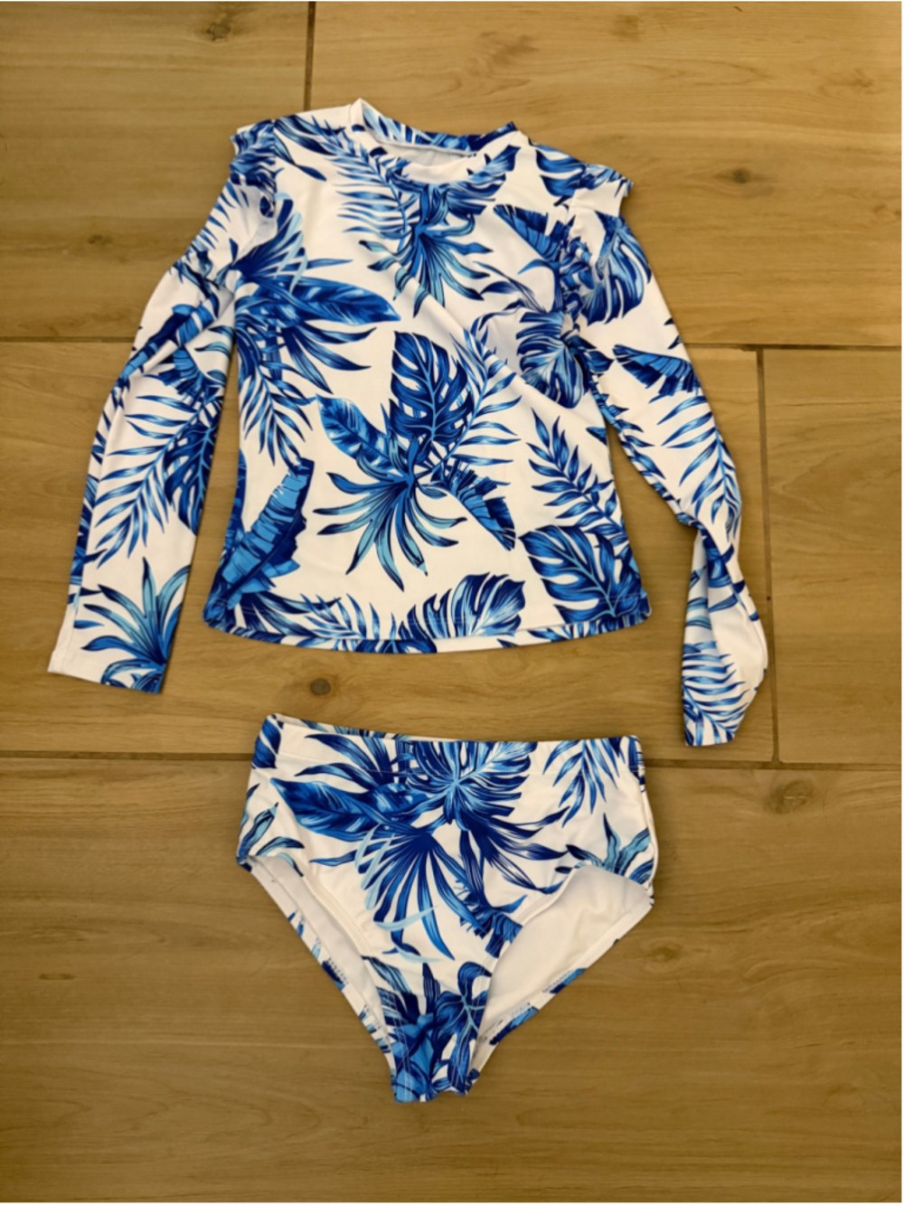 NEW Girls Rash Guard Swimsuits 2 Pc Bathing Suit Long Sleeve 8/9 Yrs